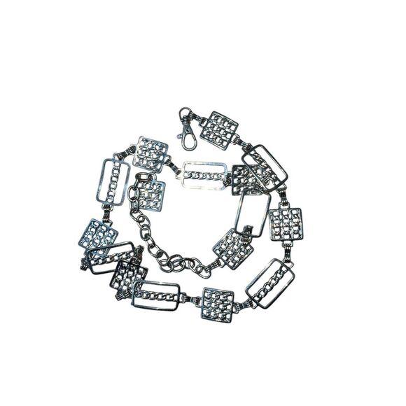 Silver Metal Chain Statement‎ Belt 34”-38” Waist - Picture 3 of 4